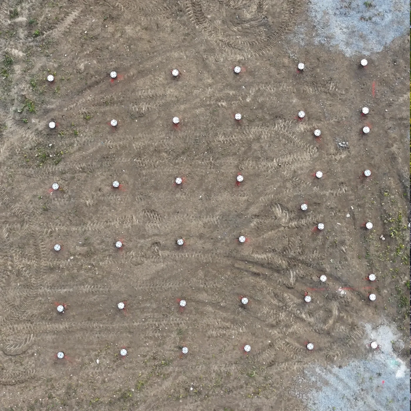 MARTETIC screw foundation grid for three containers in Cernica