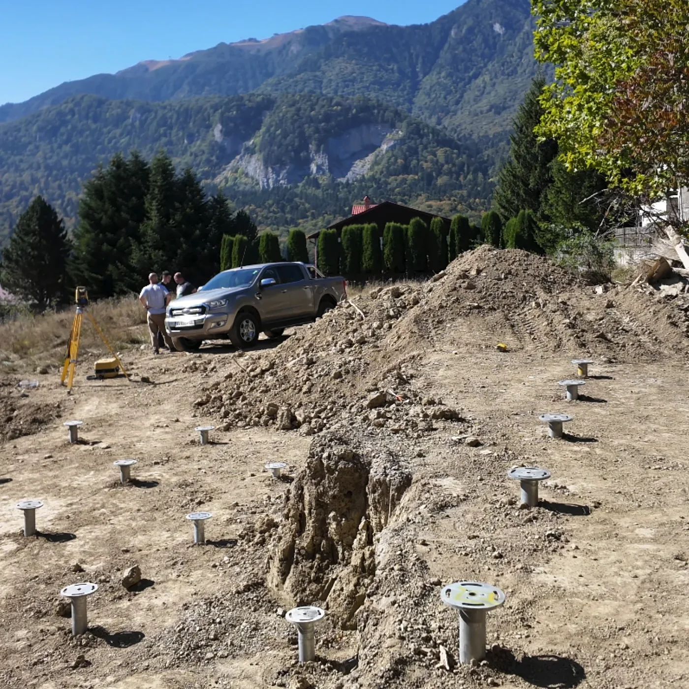 MARTETIC site with screw foundations on sloping ground